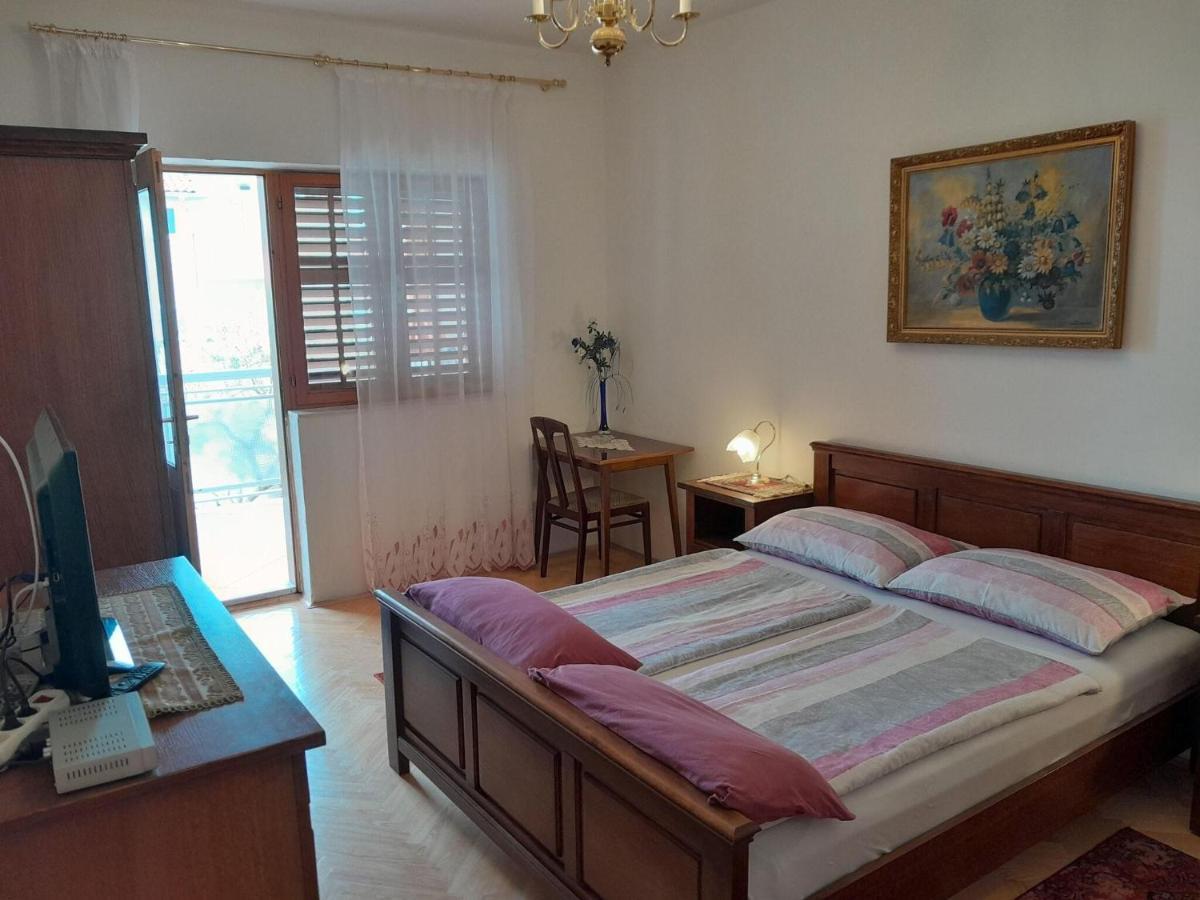 Apartments Adelheid In Biograd, Close To The Beach Biograd Na Moru Exterior photo